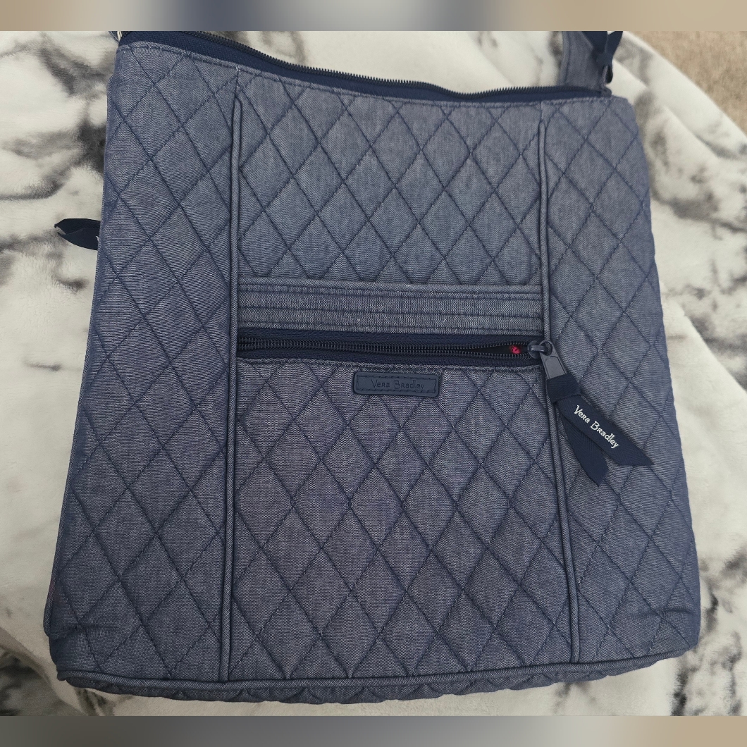 Nwot Vera Bradley Quilted Denim Messenger Bag